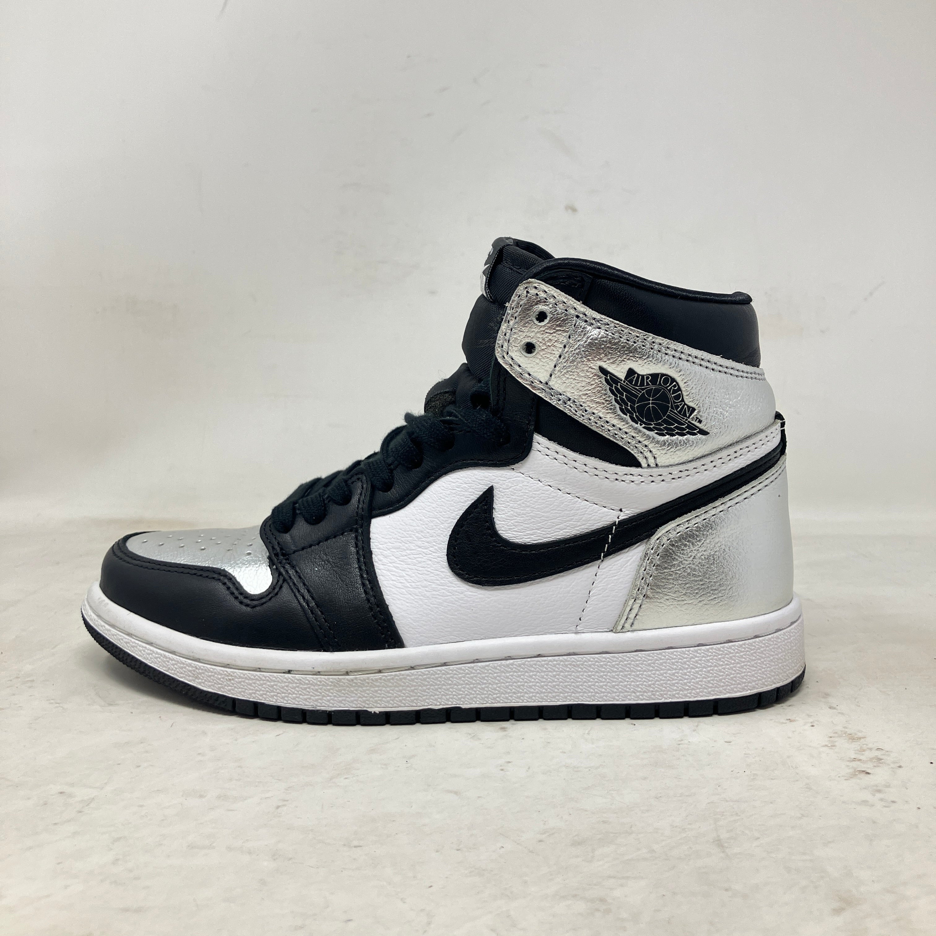 Jordan 1 Retro High Silver Toe (Women's)