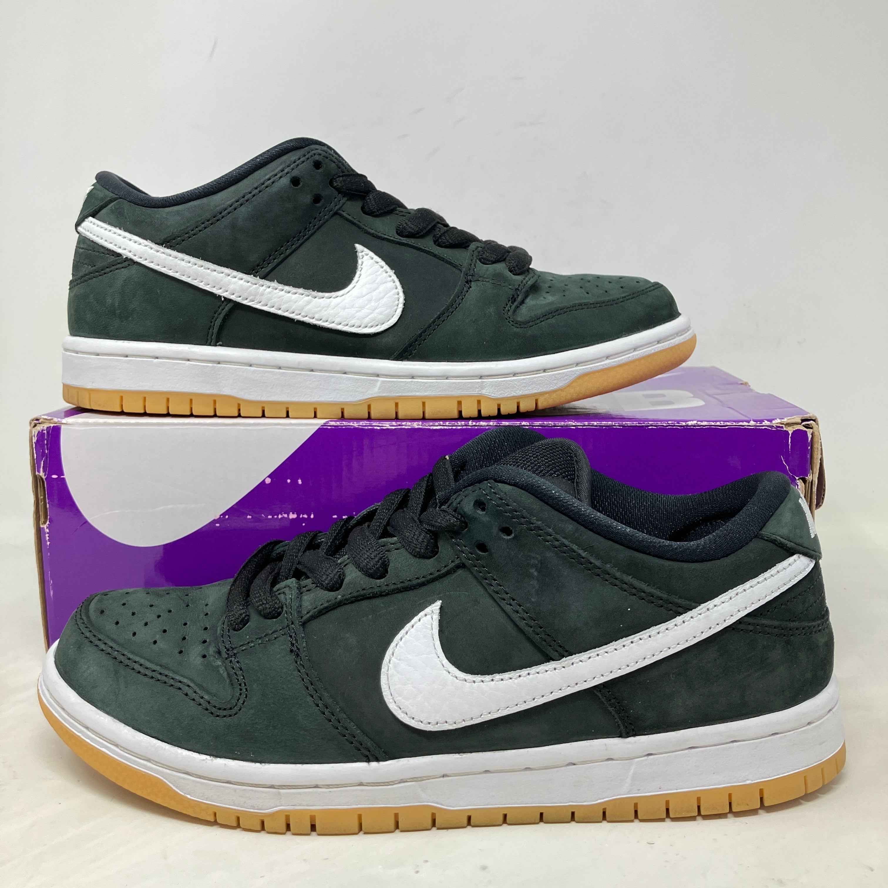 Nike SB Dunk Low Pro Black Gum