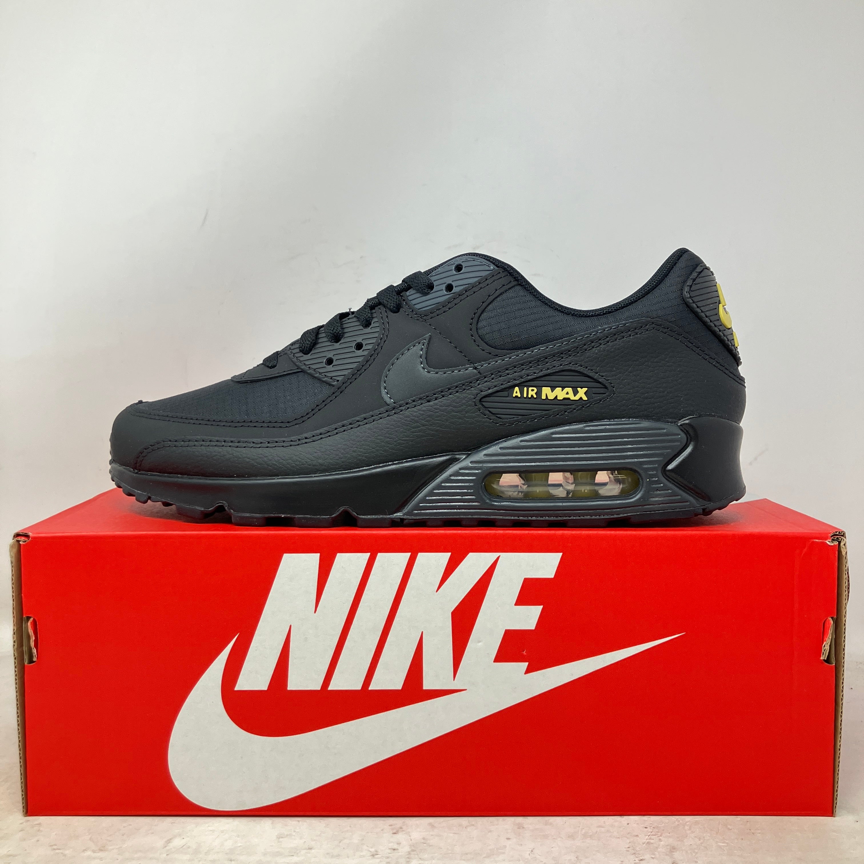 Nike Air Max 90 Black Buff Gold