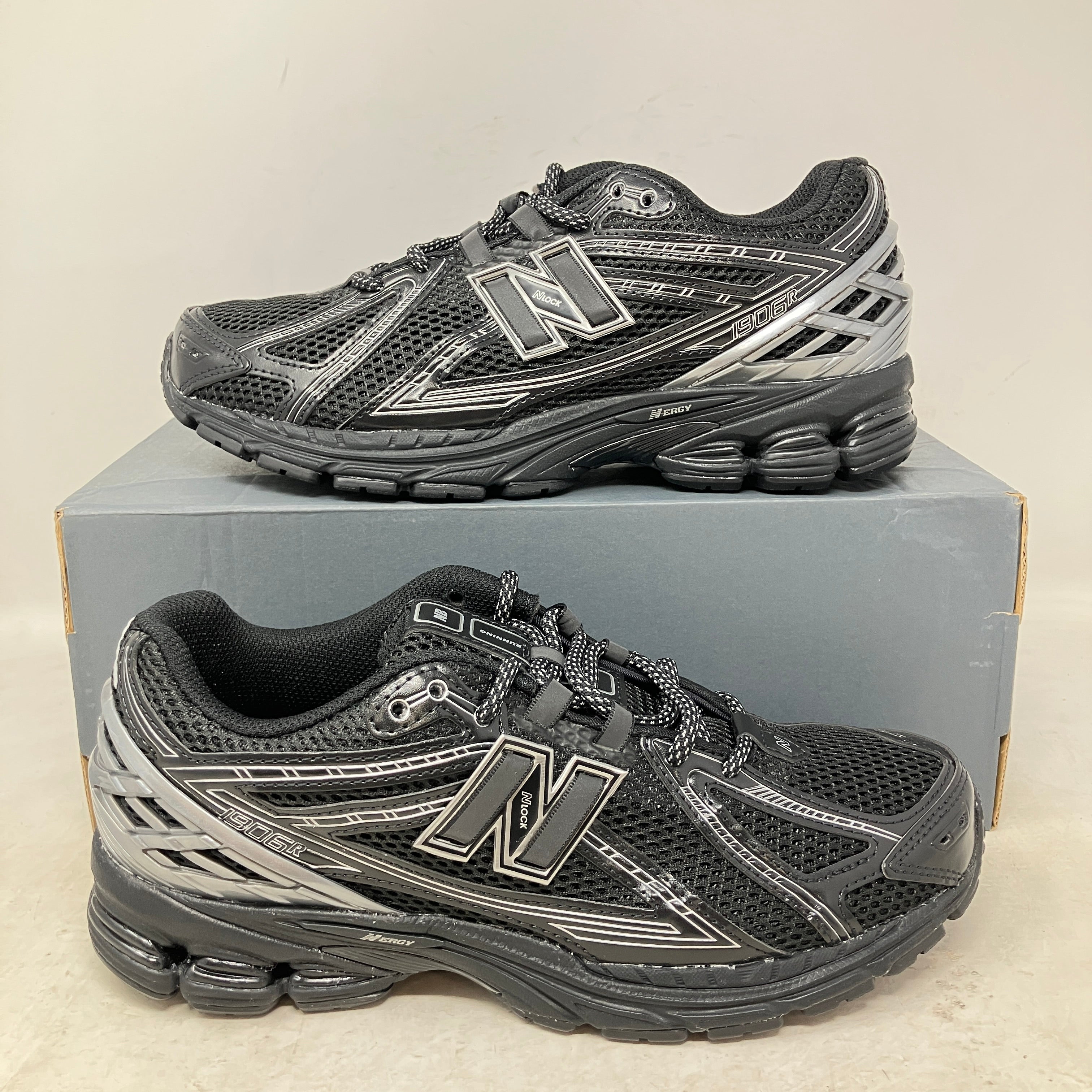 New Balance 1906R Black Silver