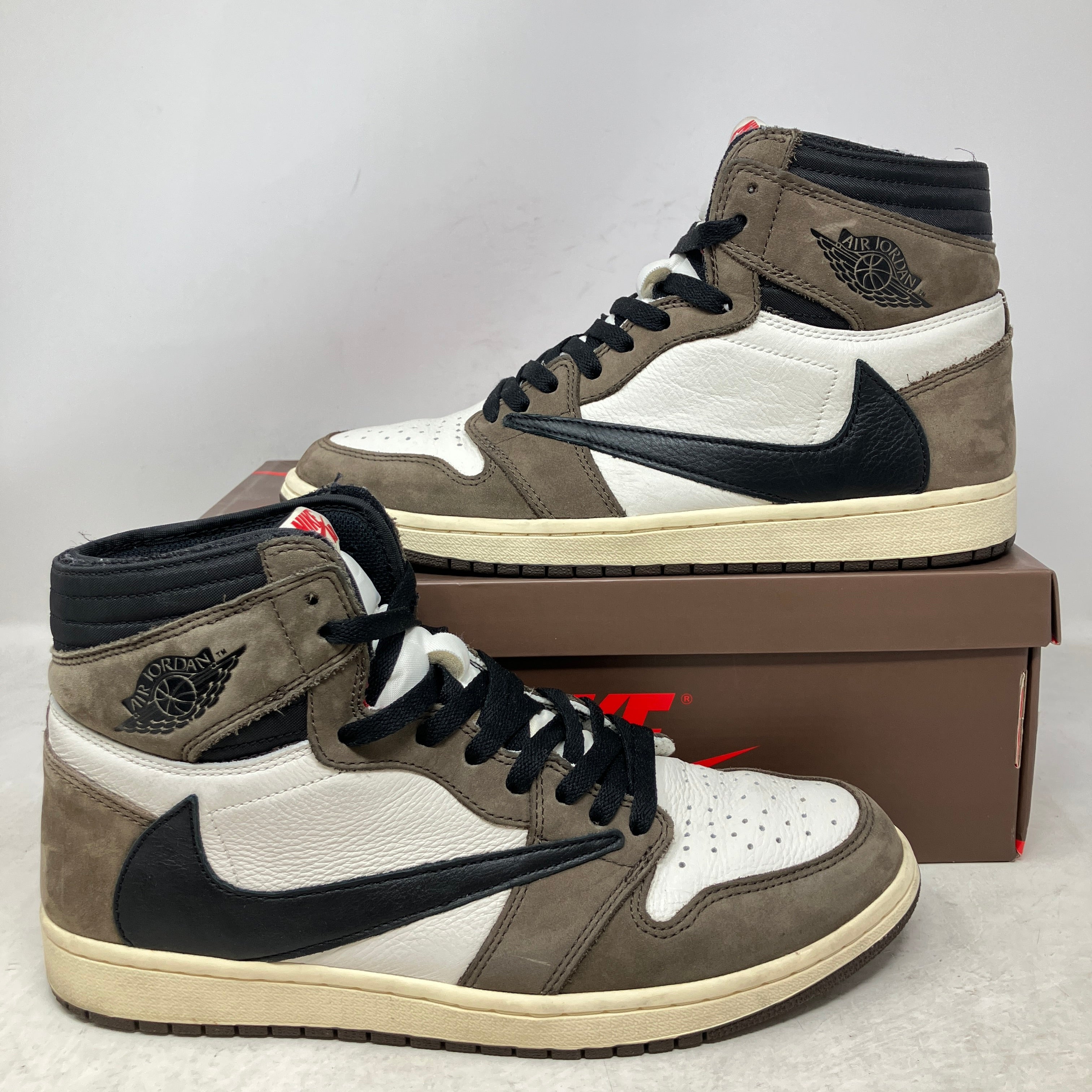Jordan 1 Retro High OG SP Travis Scott Mocha