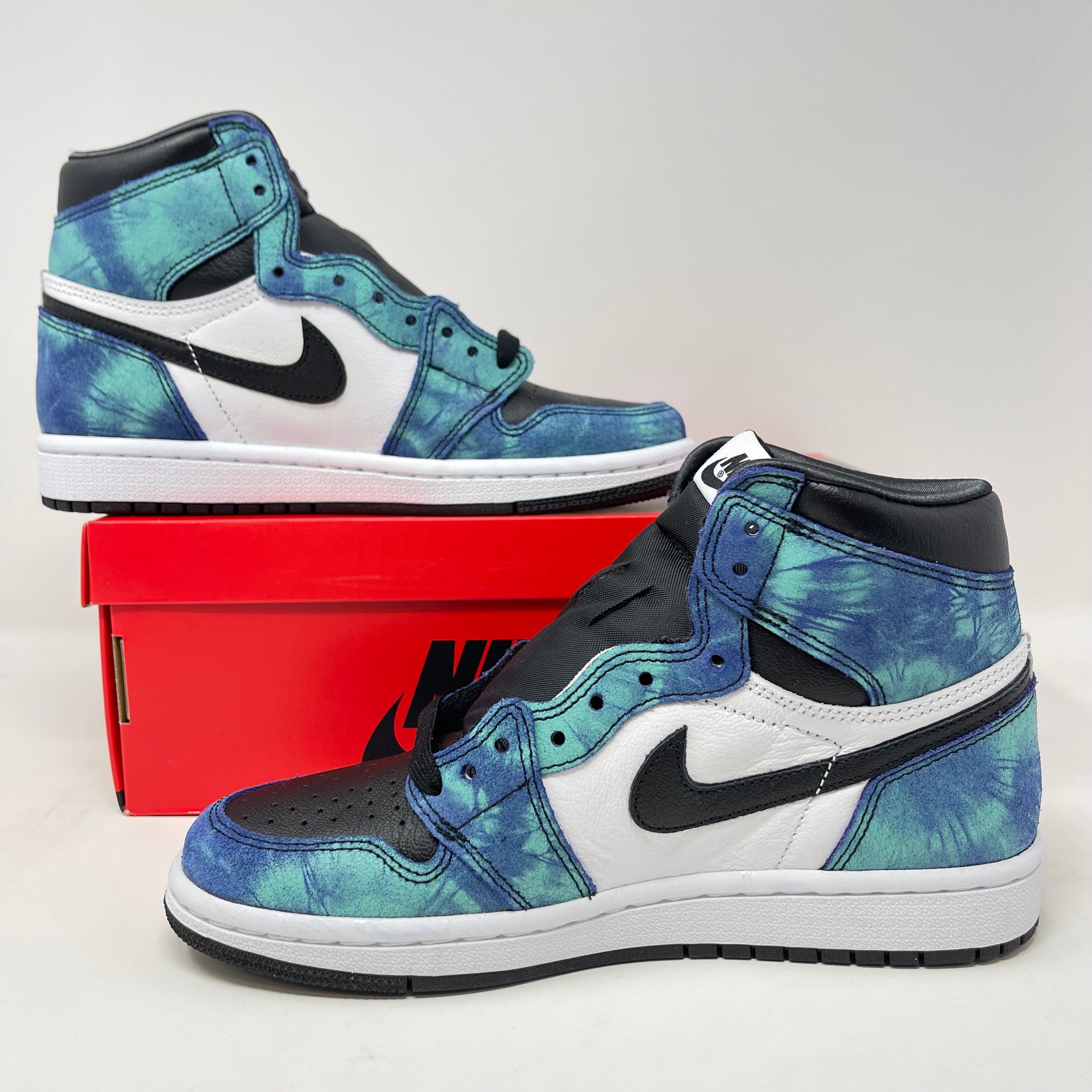 Jordan 1 Retro High Tie Dye (Women's)