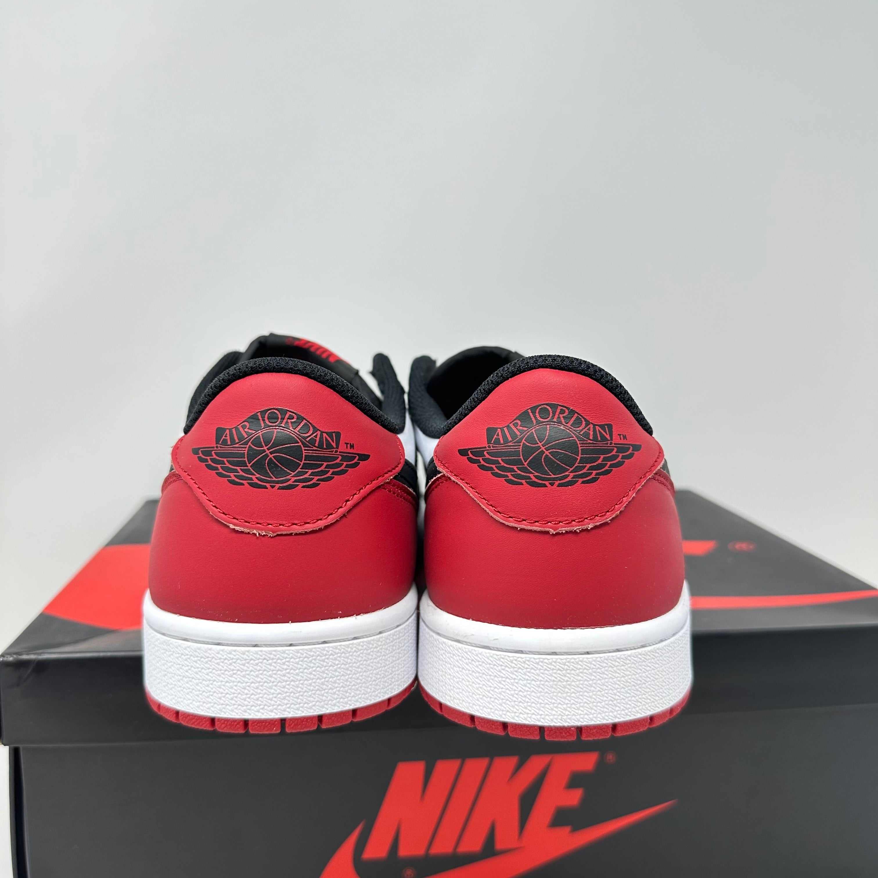 Jordan 1 Retro Low OG Black Toe (2023)