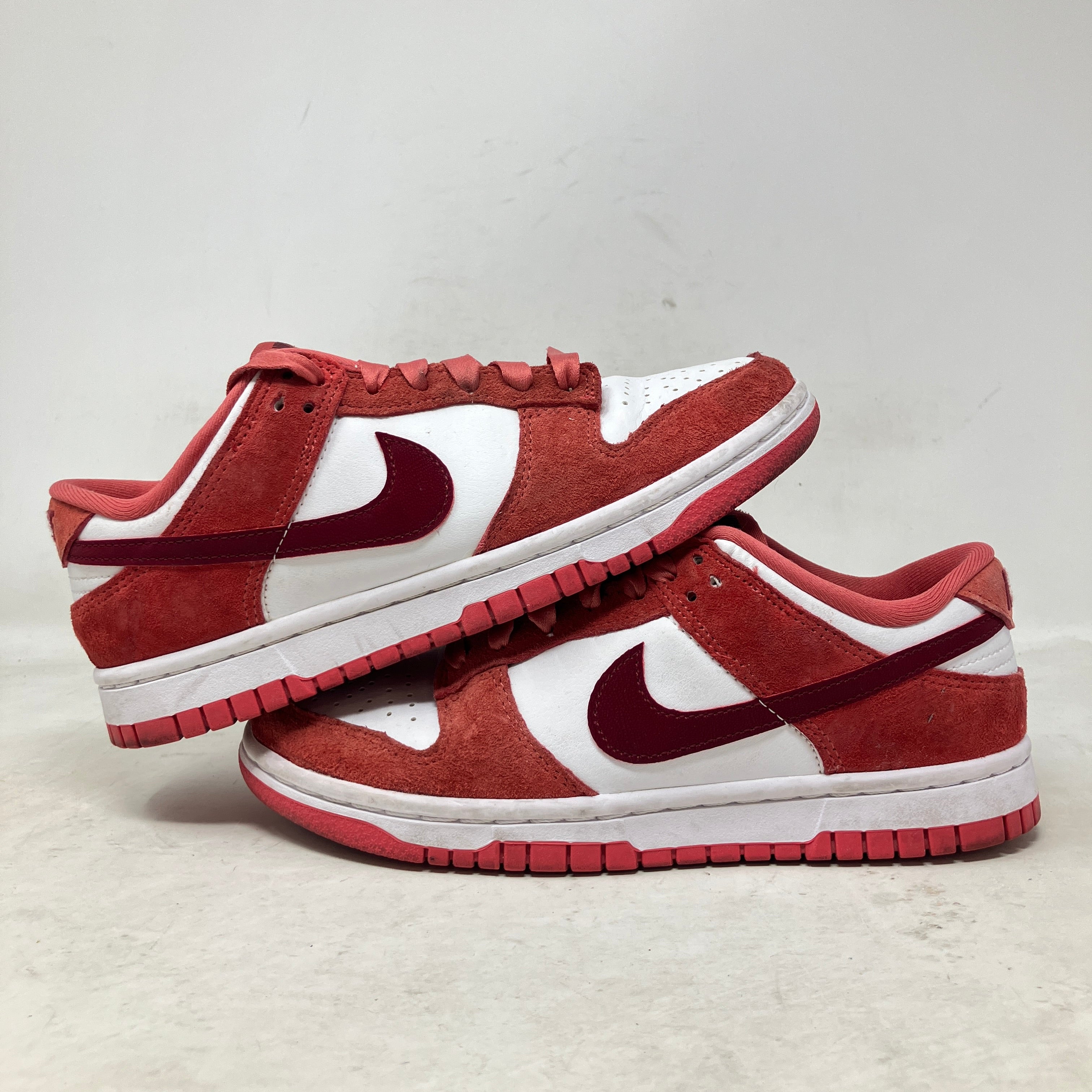 Nike Dunk Low Valentine's Day (2024) (Women's)