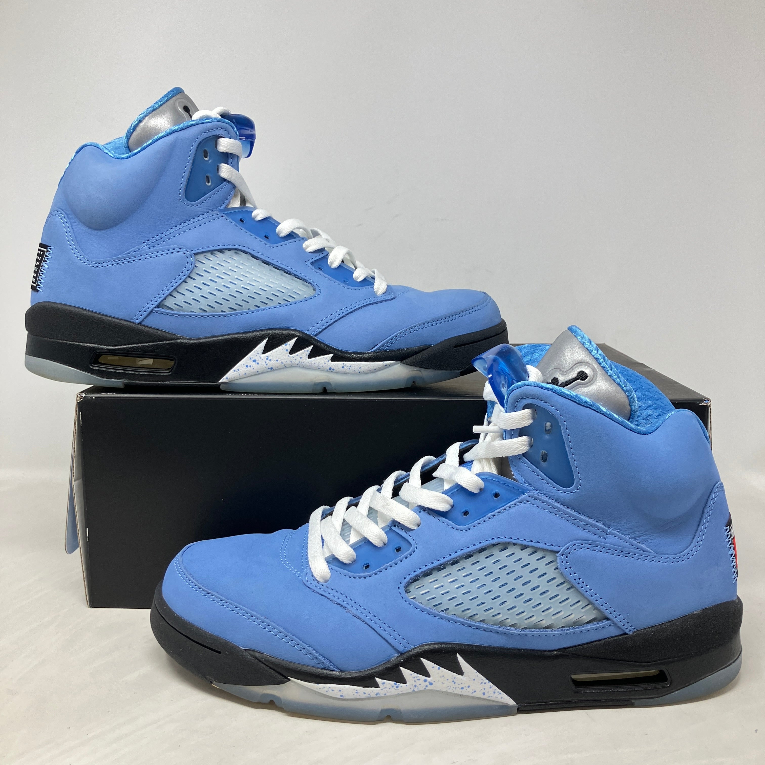 Jordan 5 Retro UNC University Blue