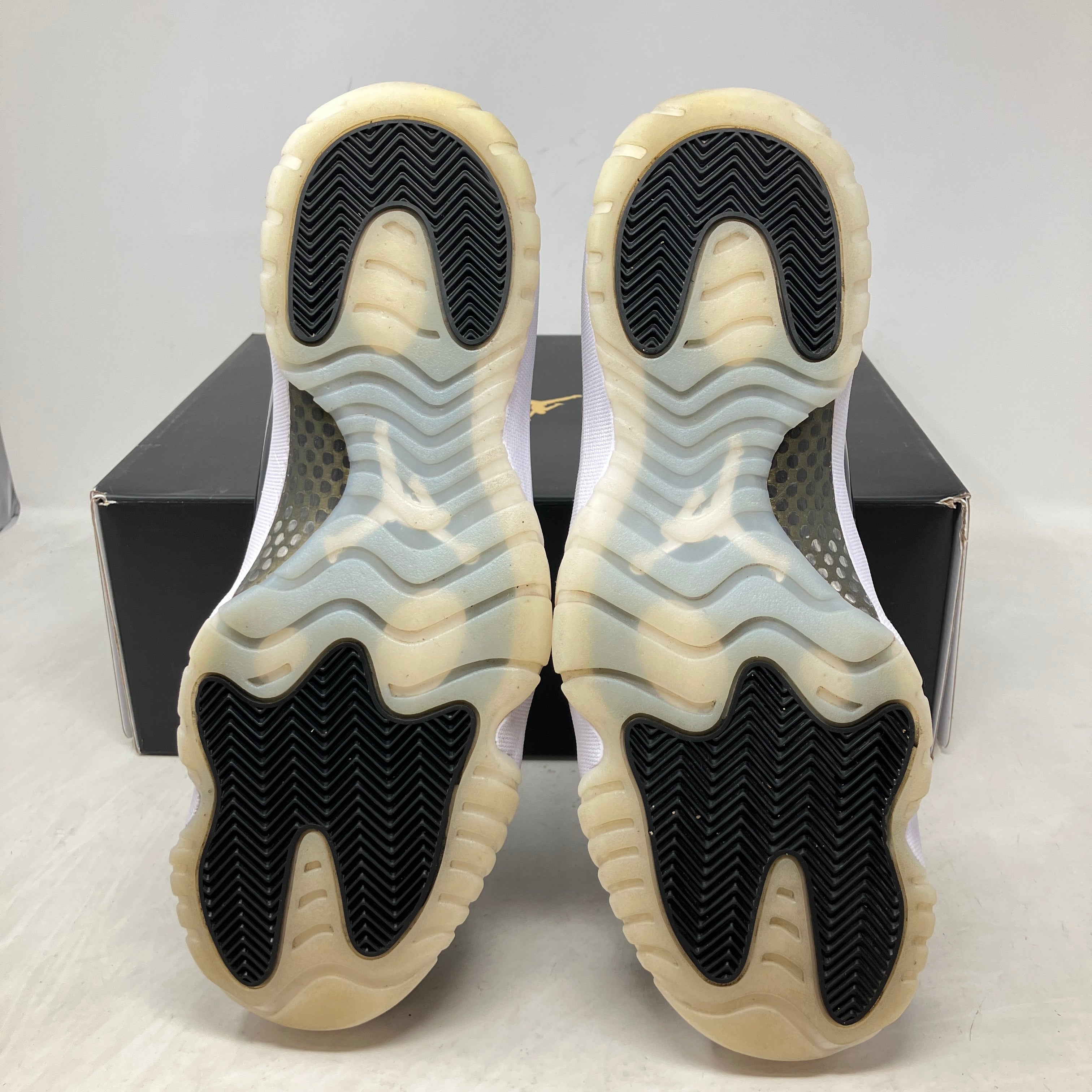 Jordan 11 Retro DMP Gratitude (2023)