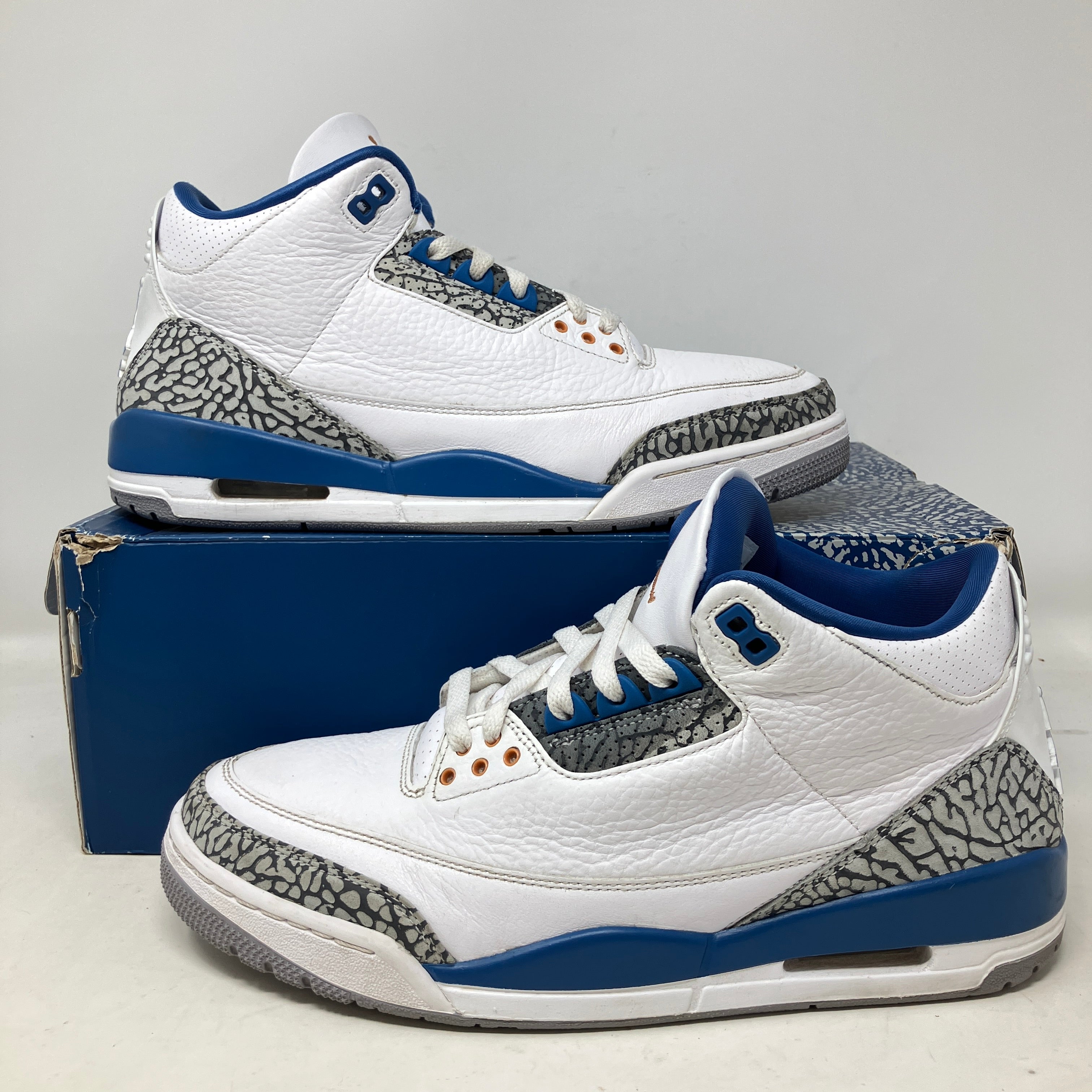 Jordan 3 Retro Wizards