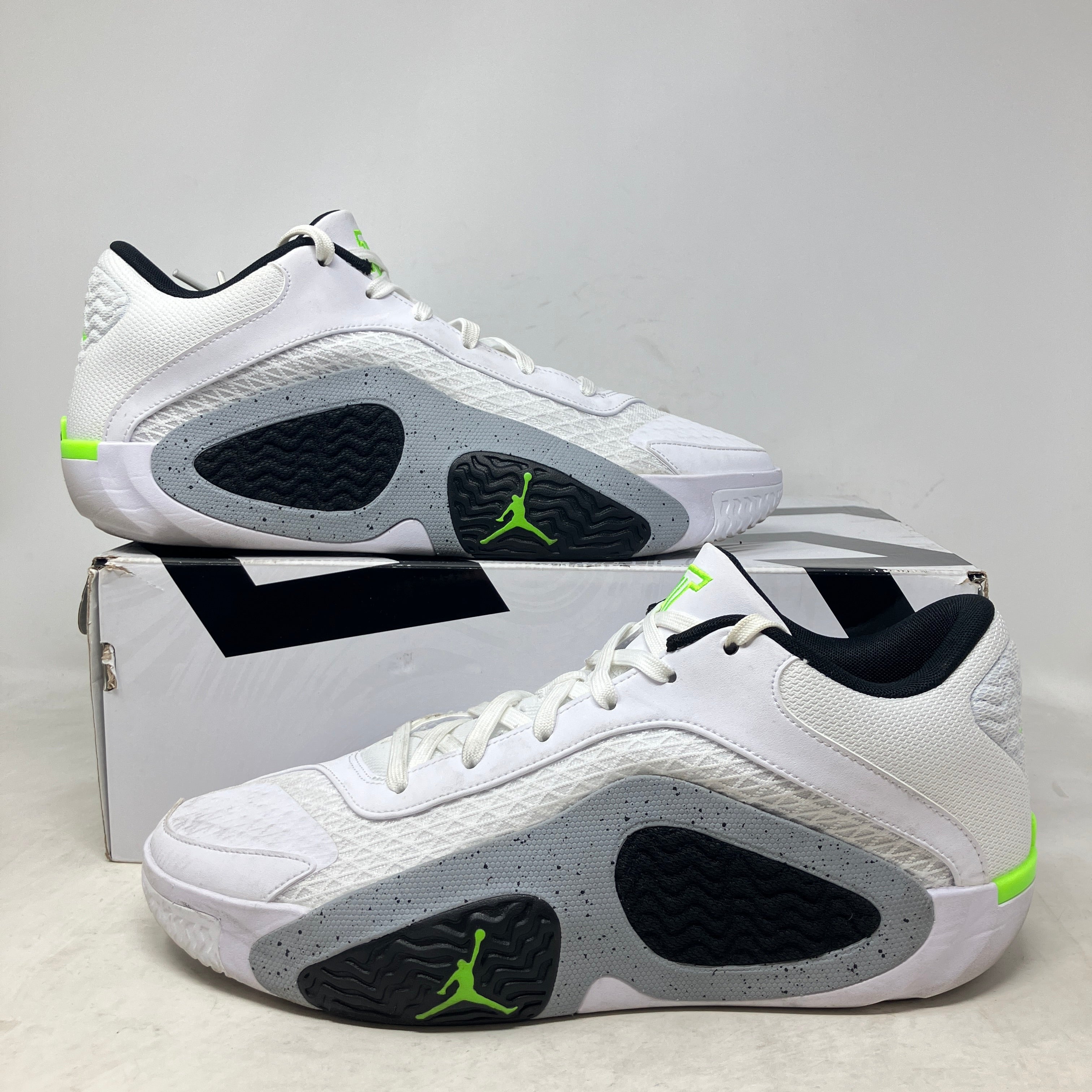 Jordan Tatum 2 Neon