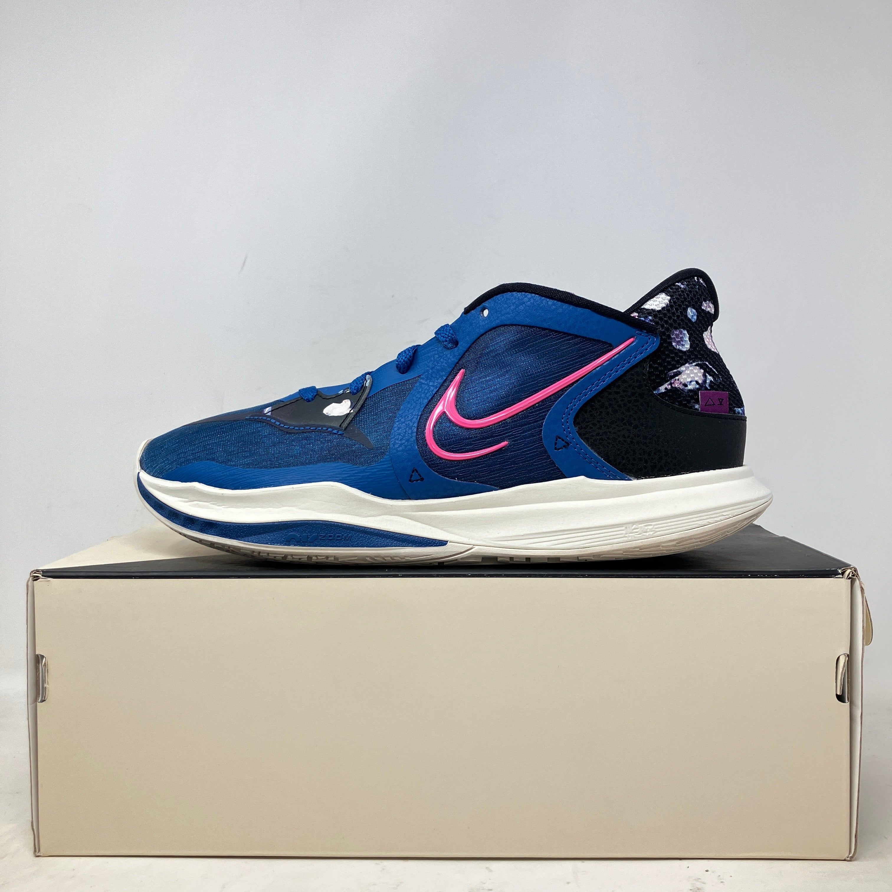 Nike Kyrie Low Dark Marina Blue