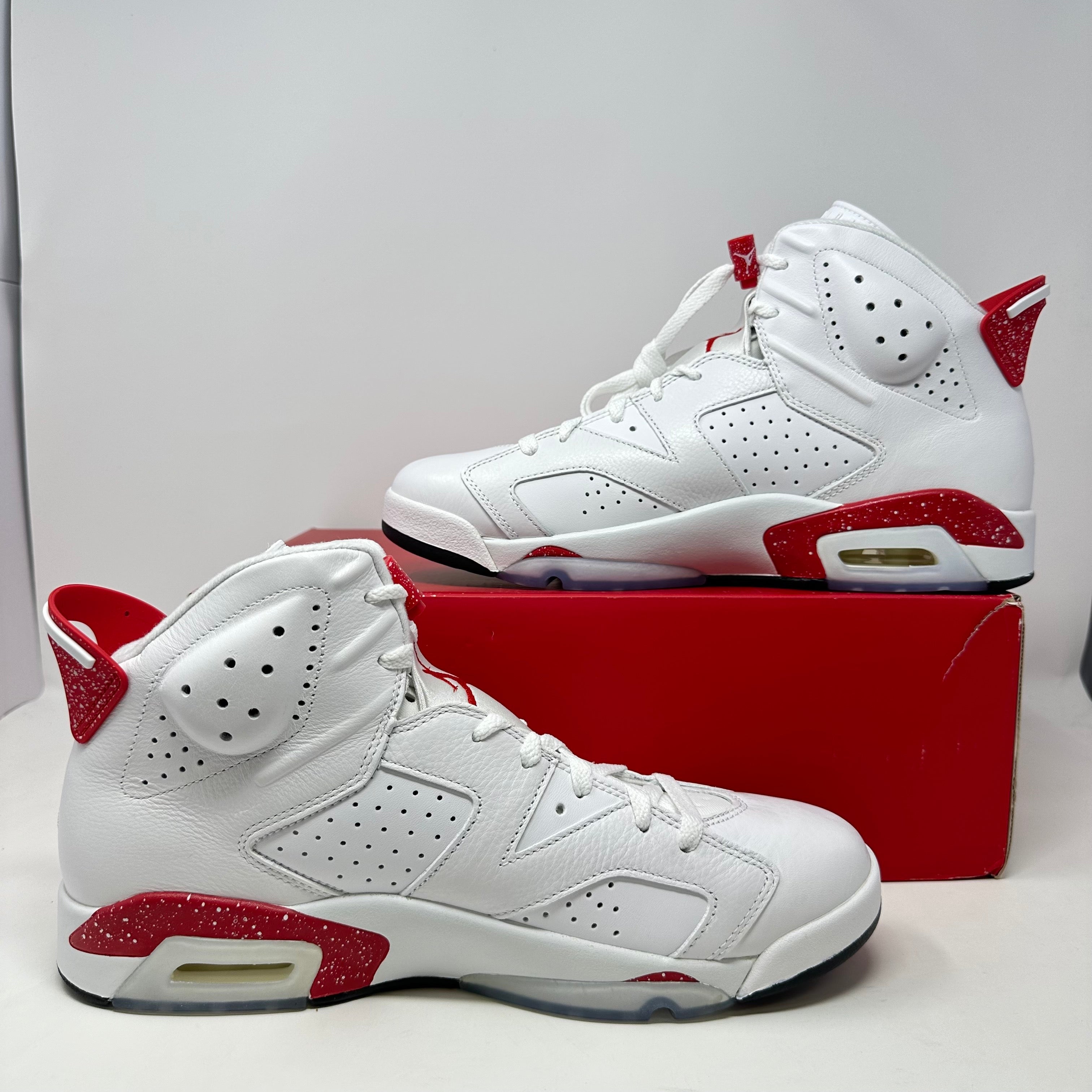 Jordan 6 Retro Red Oreo