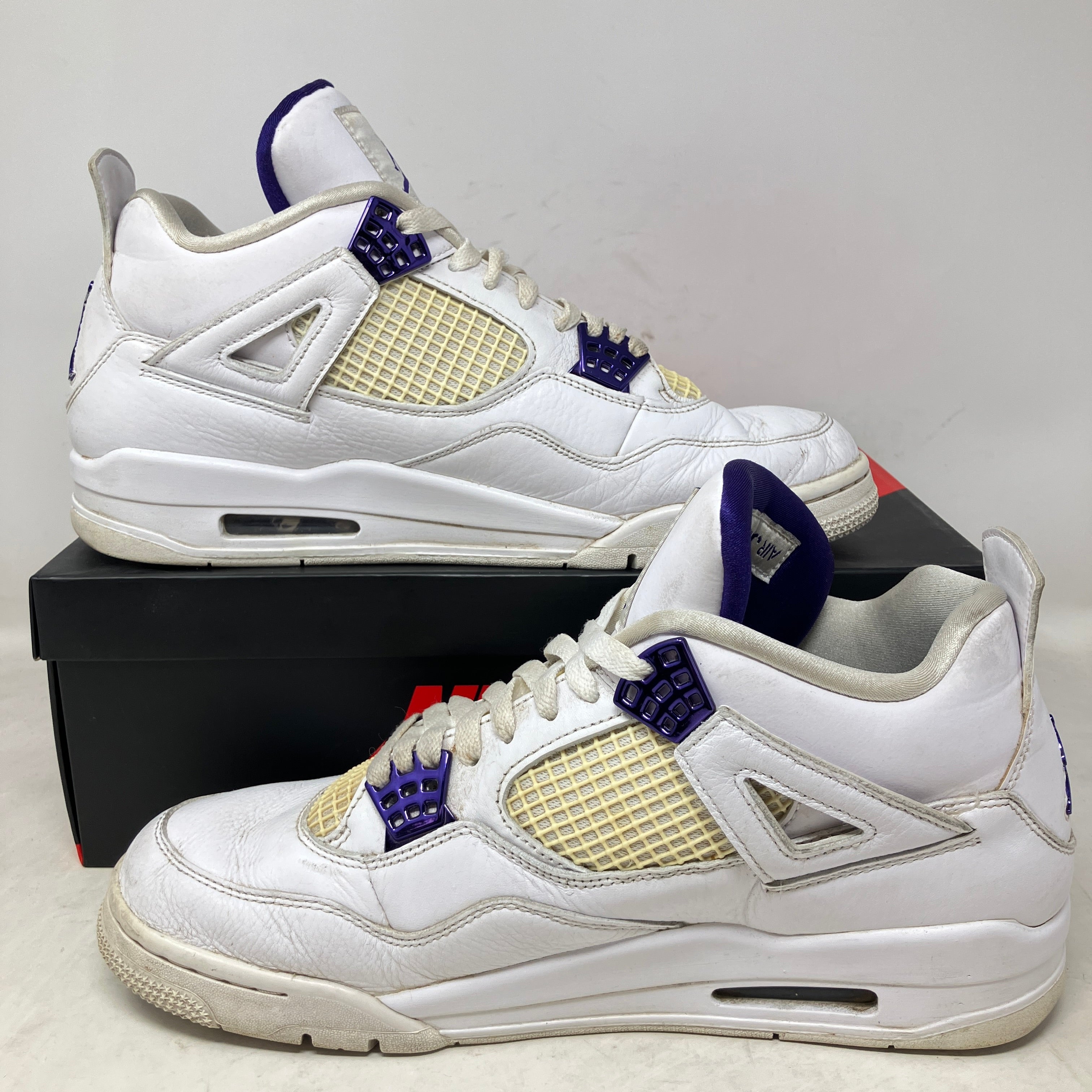 Jordan 4 Retro Metallic Purple