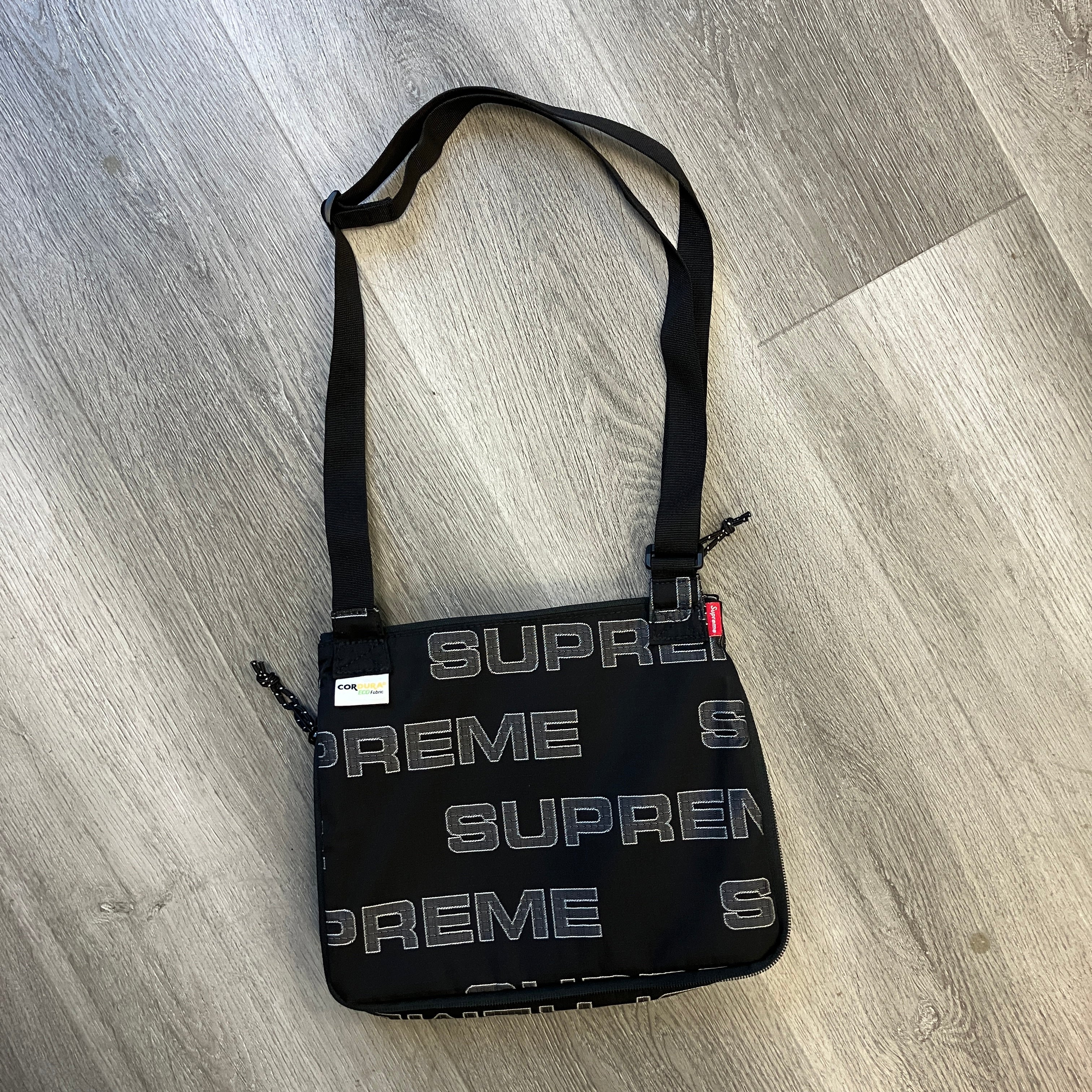 Supreme Side Bag Black