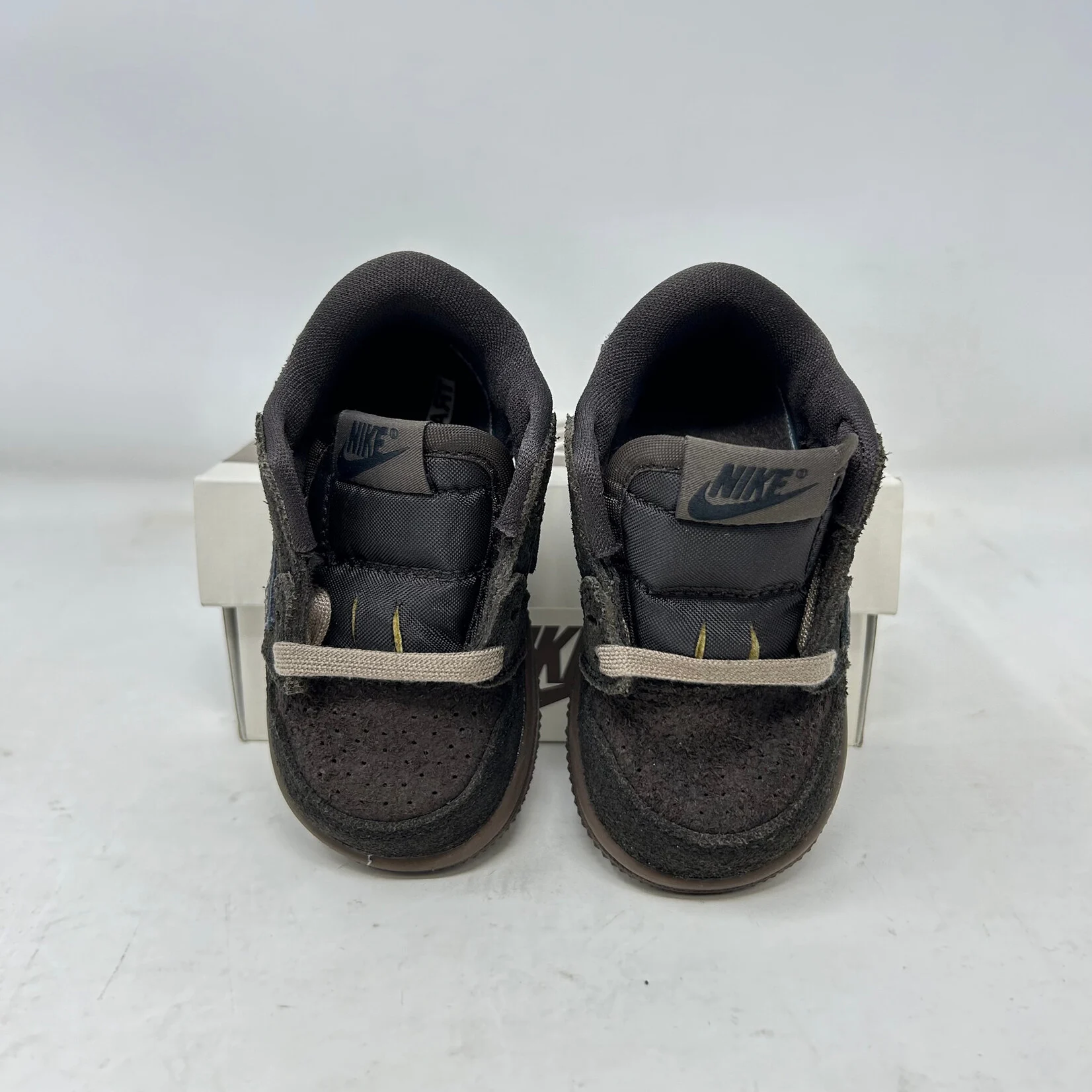 Jordan 1 Retro Low OG SP Travis Scott Velvet Brown (TD)
