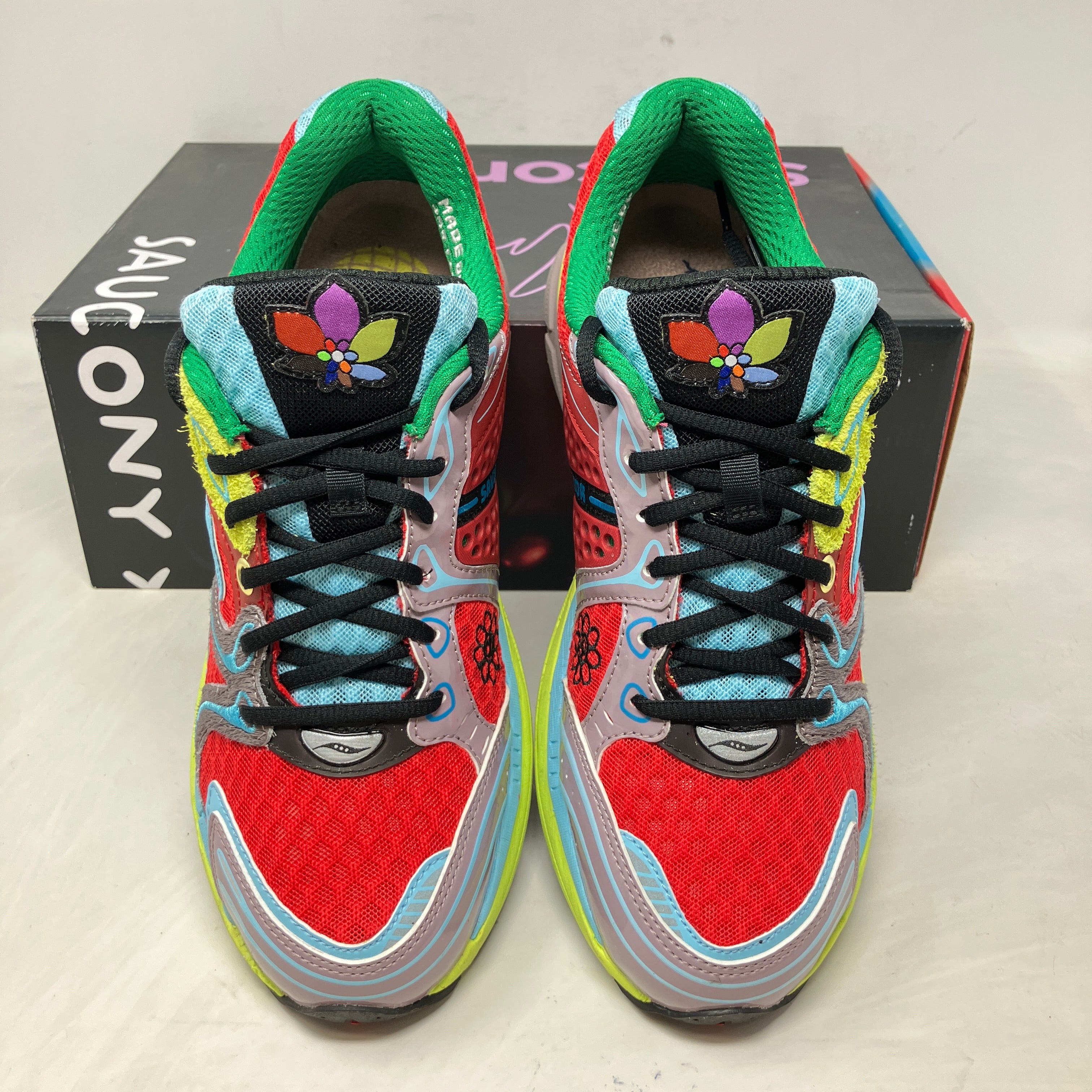 Saucony ProGrid Triumph 4 Jae Tips Flowers Grow Uptown Poison Ivy